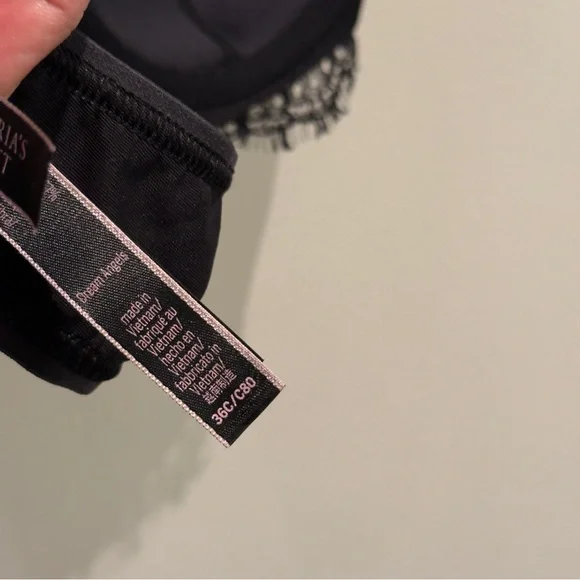 Victoria's Secret Dream Angels Black Lace Collar Demi Bra  Womens Size 36 C - Picture 7 of 12